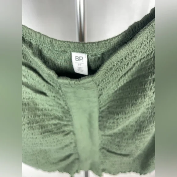 Bp. Green Smocked Off-the-Shoulder Top Size Medium (8-10) NWT - Picture 4 of 11